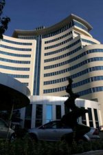 OTOPARK GİRİŞİ SEKSİYONEL GARAJ KAPISI THE ANATOLIAN HOTEL GAZİANTEP